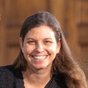Portrait photo of Claudia De Rham