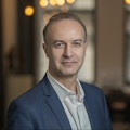 Portrait photo of Gregory Gabadadze