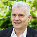 A portrait photo of Dorian Goldfeld.
