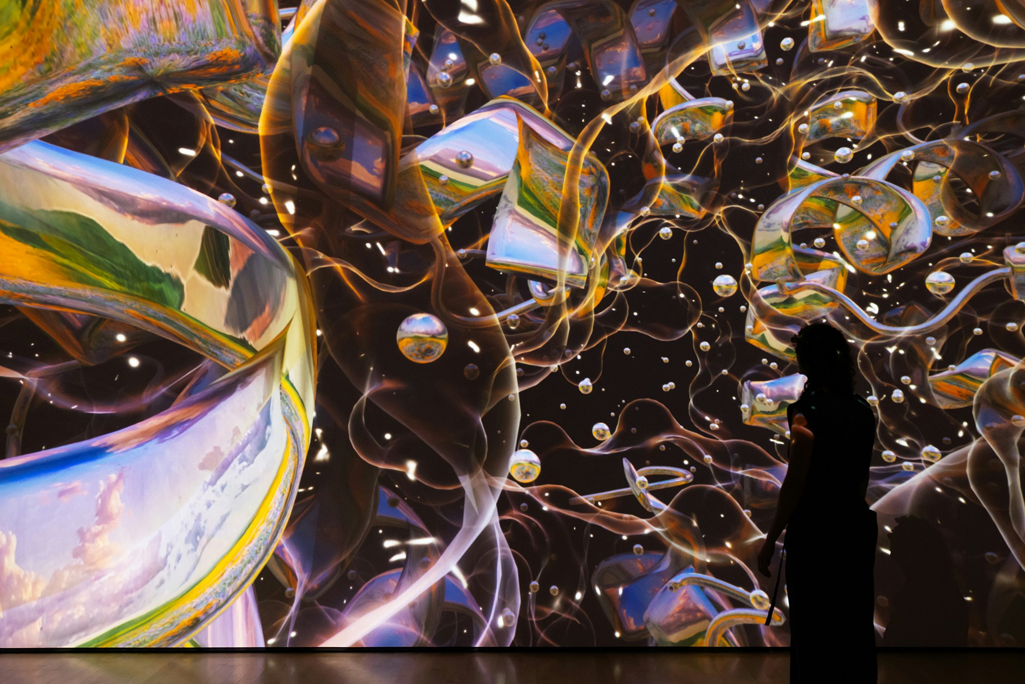 Laura Splan. “Baroque Bodies (Sway)”. 2024. Interactive installation. Photo by Will Yang.