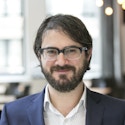 Portrait photo of Andrei Bernevig