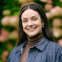 Elizabeth Simolke headshot.
