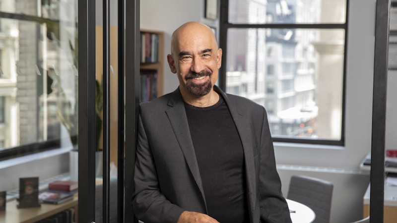 Portrait photo of David Spergel